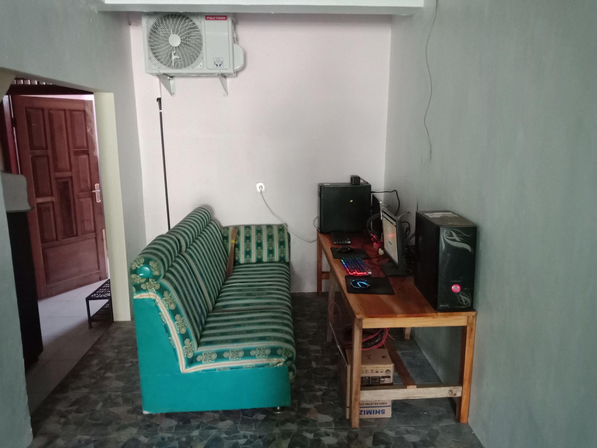 Gandrung City Hostel Banyuwangi  Dış mekan fotoğraf